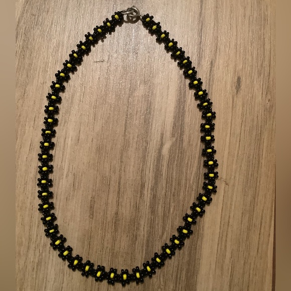 New vintage 🐝retro Flower power beaded choker necklace - Picture 5 of 10
